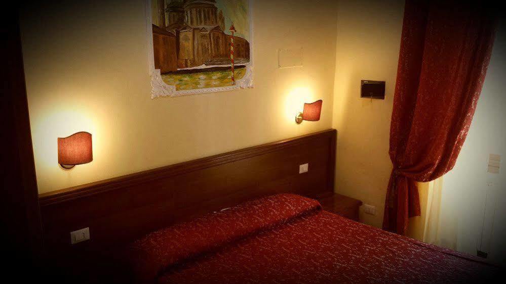 روما B&B Rudy Center المظهر الخارجي الصورة
